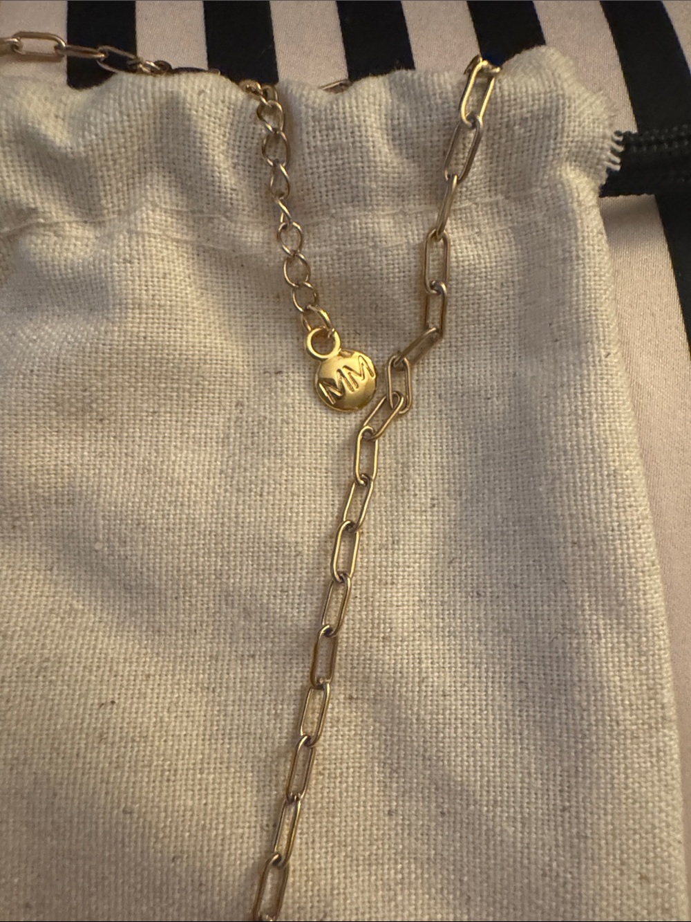 MayaMár Gold Ribbed Oval Pendant Necklace - Picture 3 of 3